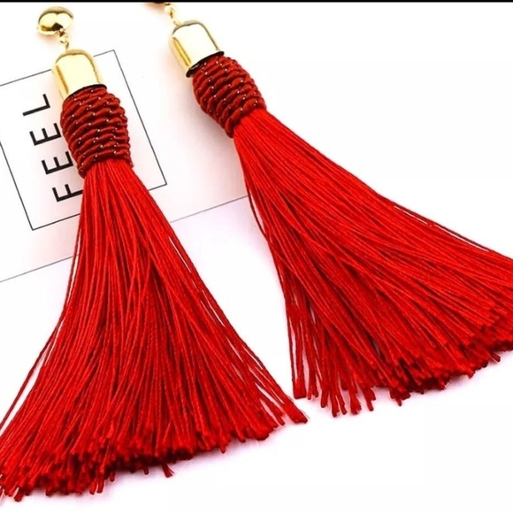 Cute Red Tassel Earrings - Picture 3 of 3